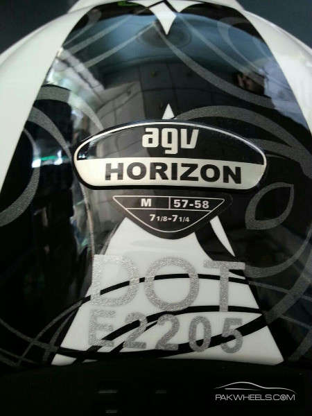 AGV Horizon - Helmet Image-1