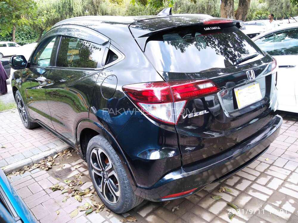 Honda Vezel 2015 for Sale in Islamabad Honda Vezel 2015 for Sale in Islamabad Image-5