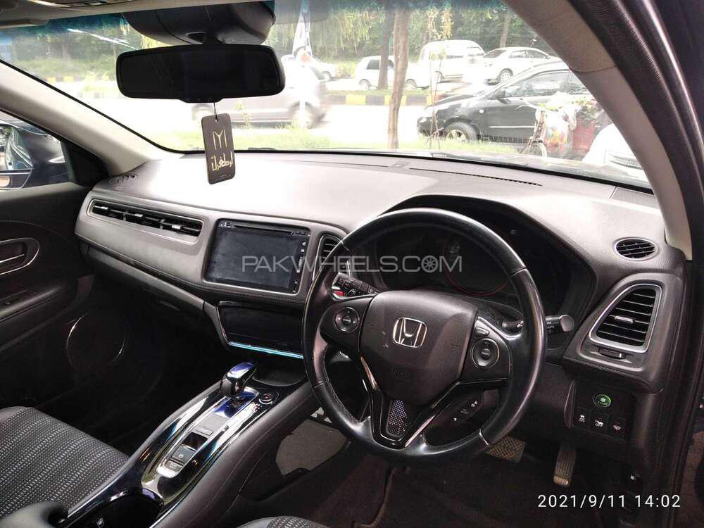 Honda Vezel 2015 for Sale in Islamabad Honda Vezel 2015 for Sale in Islamabad Image-10