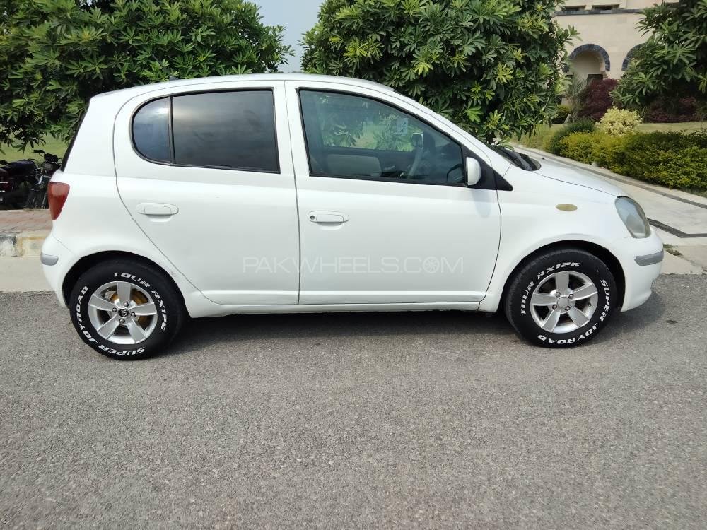 Toyota Vitz 2004 for Sale in Mardan Toyota Vitz 2004 for Sale in Mardan Image-2
