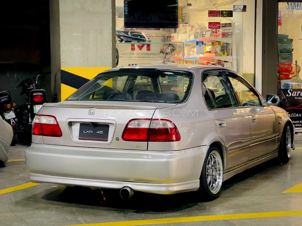 Honda Civic - 2000  Image-1