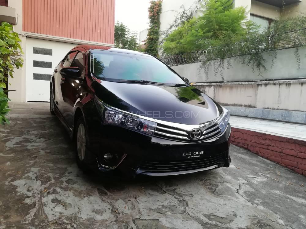 Toyota Corolla 2015 for Sale in Islamabad Image-1