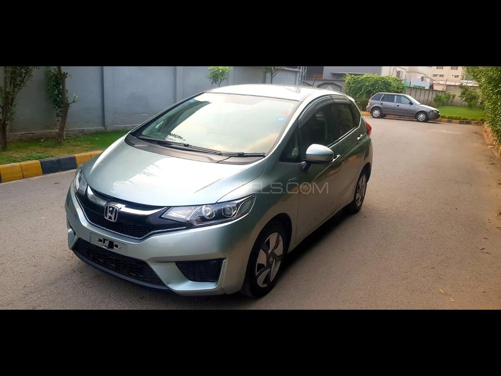 Honda Fit 1 5 Hybrid F Package 17 For Sale In Islamabad Pakwheels