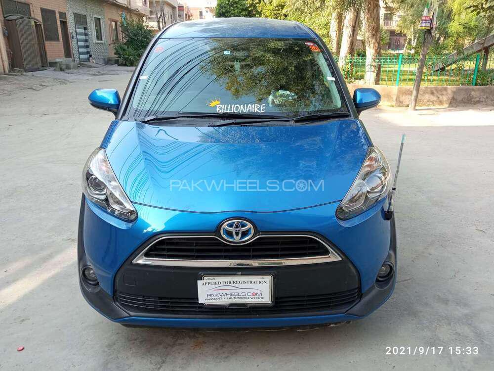 Toyota Sienta 2015 for Sale in Lahore Image-1
