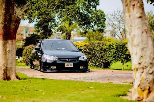 ہونڈا سوک - 2005