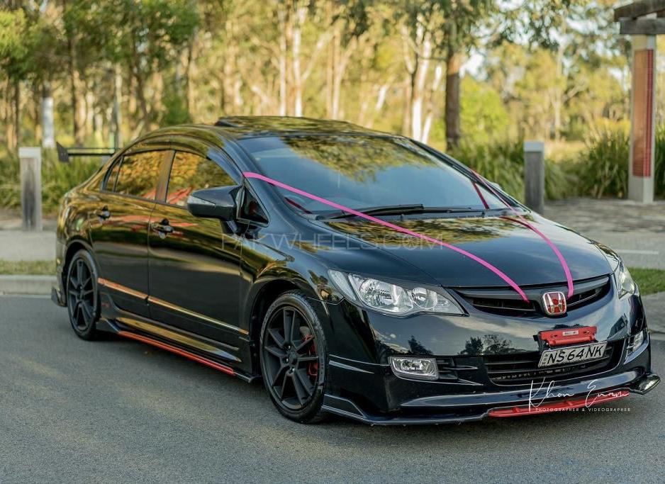 ہونڈا سوک - 2011  Image-1