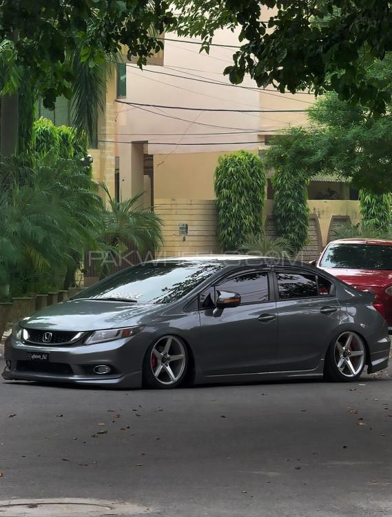 Honda Civic - 2013  Image-1
