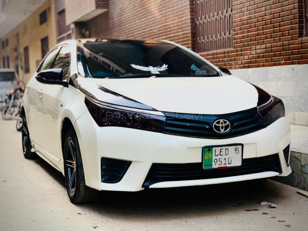 ٹویوٹا کرولا - 2015  Image-1