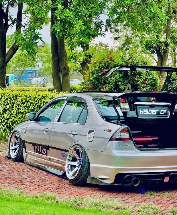 ہونڈا سوک - 2002  Image-1