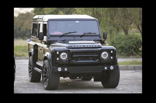Land Rover Defender - 2012