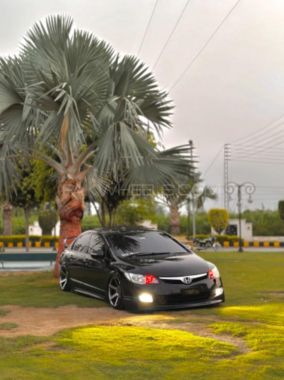Honda Civic - 2010  Image-1