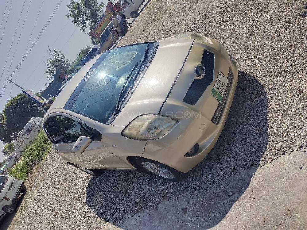 Toyota Vitz 2006 for Sale in Wah cantt Image-1