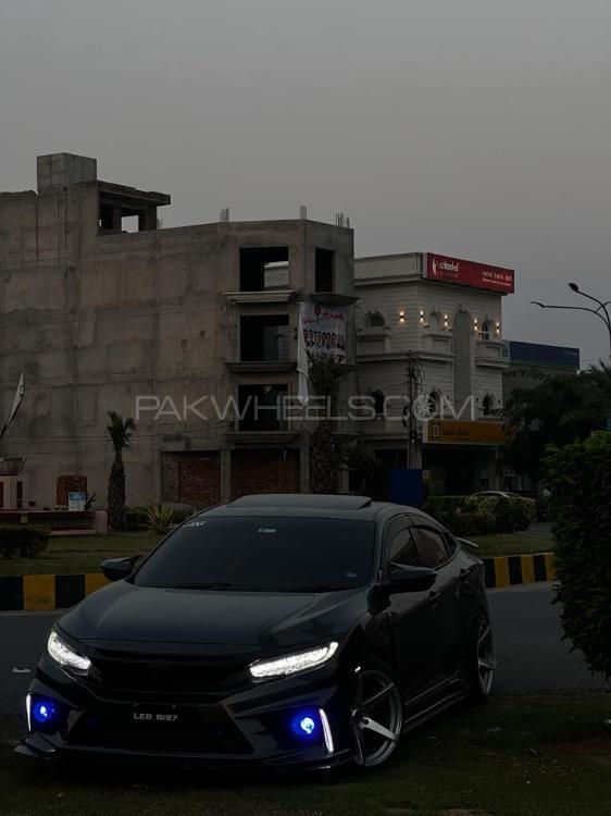 ہونڈا سوک - 2020  Image-1