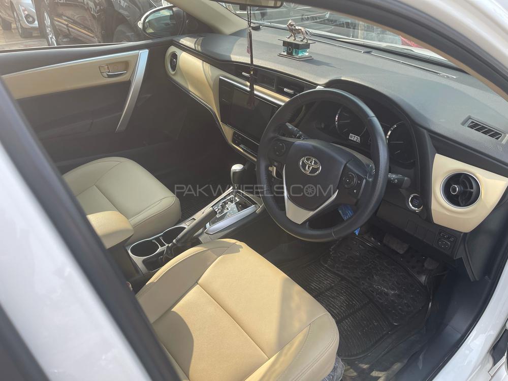 Toyota Corolla 2019 for Sale in Lahore Toyota Corolla 2019 for Sale in Lahore Image-11