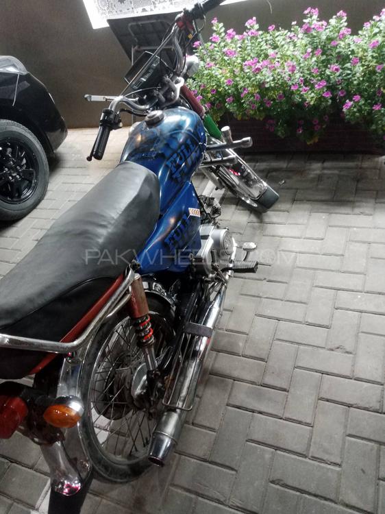 میٹرو MR 70 2010 for Sale Image-1