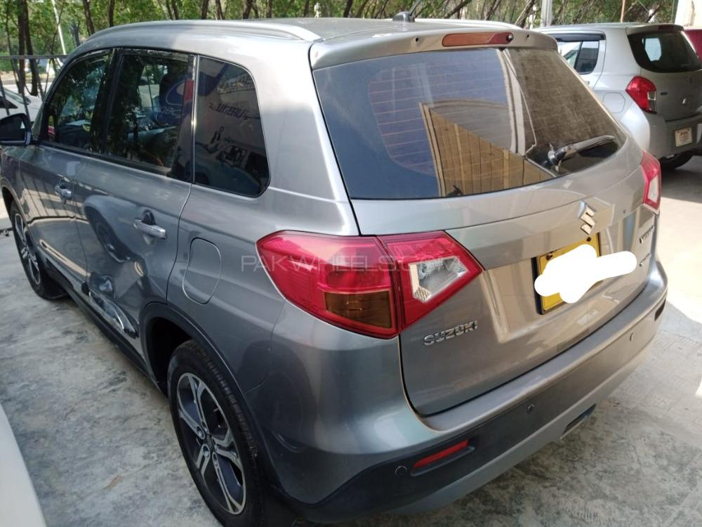 Suzuki Vitara 2017 for Sale in Karachi Suzuki Vitara 2017 for Sale in Karachi Image-10
