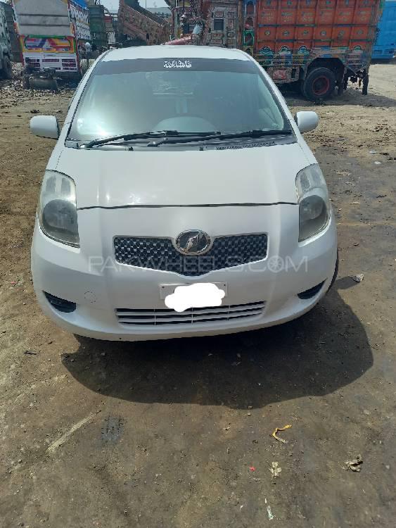 Toyota Vitz 2006 for Sale in Peshawar Image-1