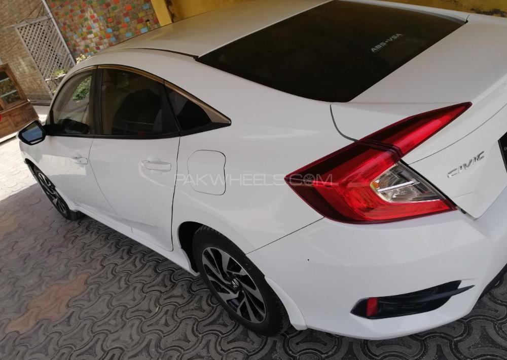 ہونڈا سوک 2017 for Sale in پشاور ہونڈا سوک 2017 for Sale in پشاور Image-3
