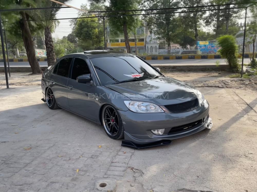 Honda Civic - 2004  Image-1