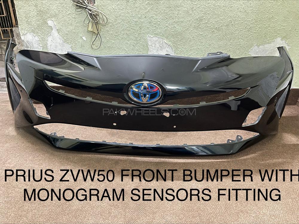PRIUS ZVW50/51/55 FRONT BUMPER BLACK 202 RADAR MONOGRAM AND SENSORS FITTING  Image-1