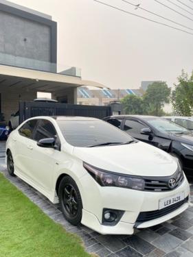 ٹویوٹا کرولا - 2015