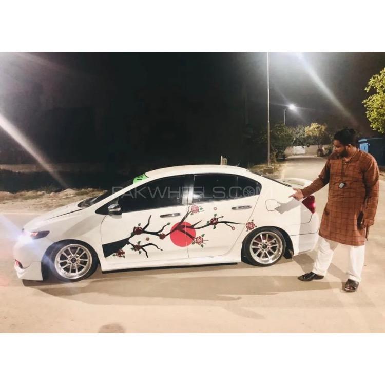 ہونڈا سٹی - 2015  Image-1