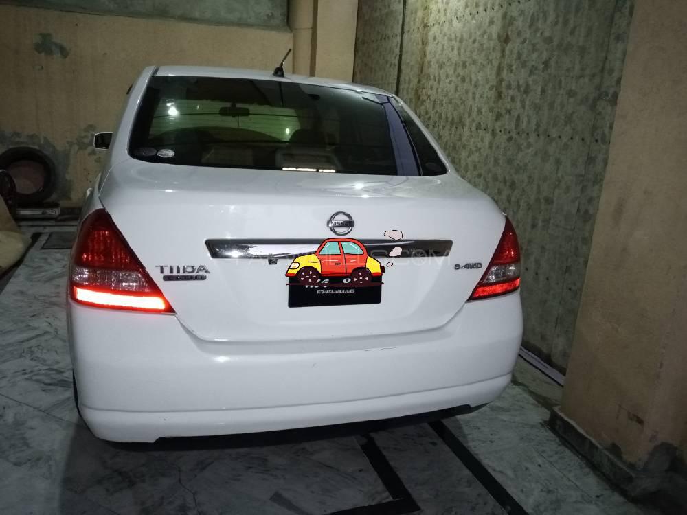 Nissan Tiida 2007 for Sale in Abbottabad Nissan Tiida 2007 for Sale in Abbottabad Image-8
