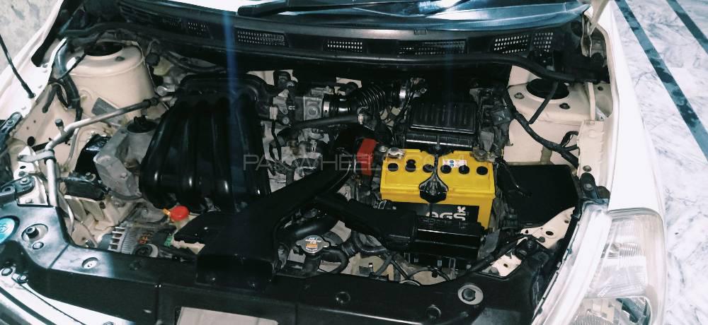 Nissan Tiida 2007 for Sale in Abbottabad Nissan Tiida 2007 for Sale in Abbottabad Image-4