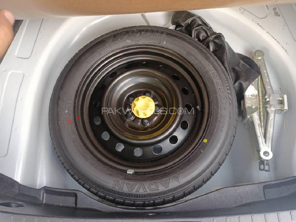 Toyota Corolla 2019 for Sale in Lahore Toyota Corolla 2019 for Sale in Lahore Image-9