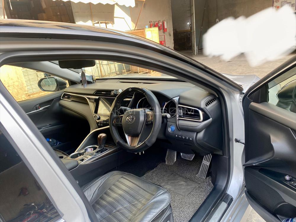 Toyota Camry 2017 for Sale in Lahore Toyota Camry 2017 for Sale in Lahore Image-8