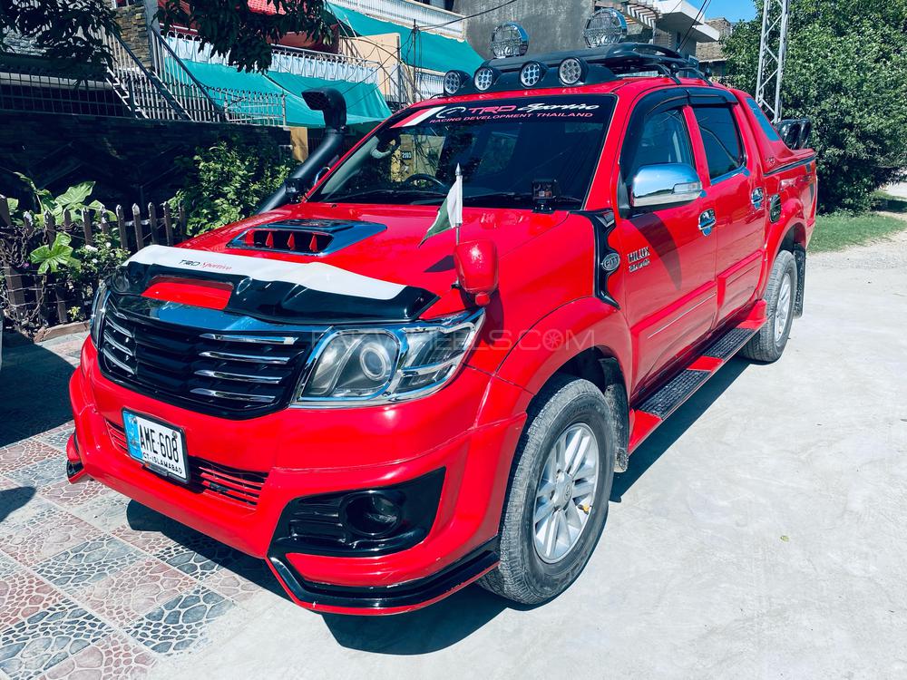 Toyota Hilux 2011 for Sale in Islamabad Image-1