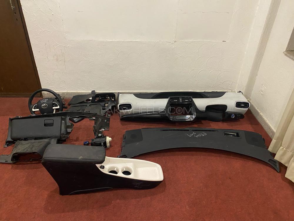 Toyota Prius airbag 2019 Toyota Prius airbag 2019 Image-9