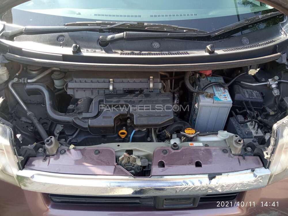 Daihatsu Move 2014 for Sale in Lahore Daihatsu Move 2014 for Sale in Lahore Image-10
