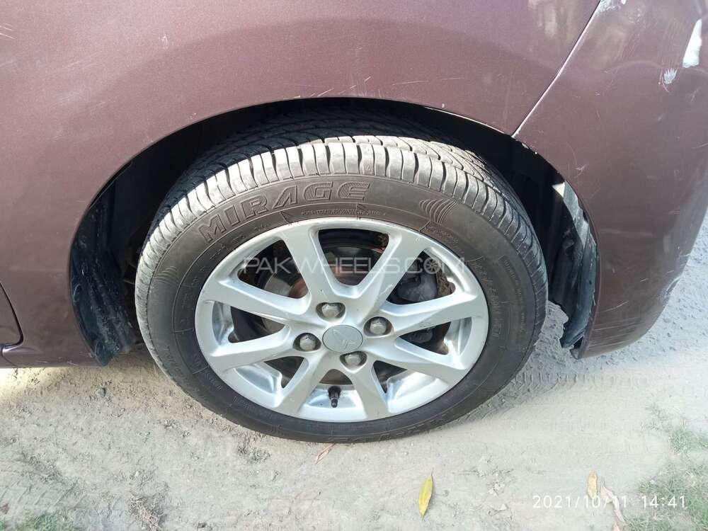Daihatsu Move 2014 for Sale in Lahore Daihatsu Move 2014 for Sale in Lahore Image-15