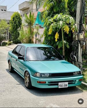 Toyota Corolla - 1988