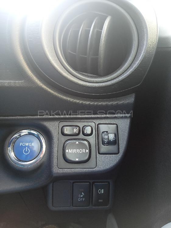 Toyota Aqua 2012 for Sale in Lahore Toyota Aqua 2012 for Sale in Lahore Image-9