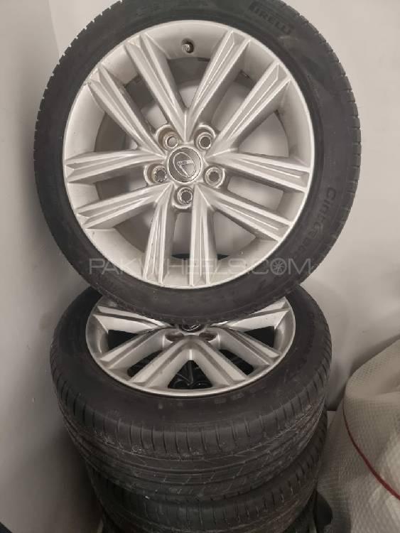 Lexus RX wheels Pirelli Tyres Image-1