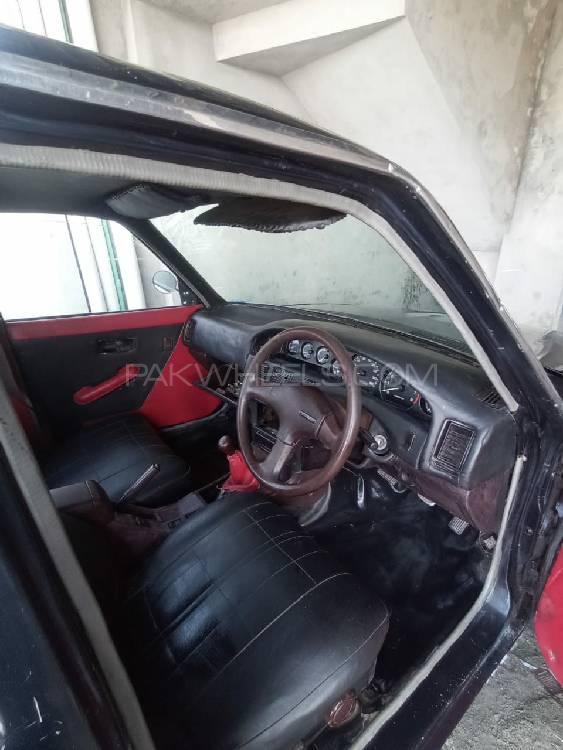Mazda 929 1977 for Sale in Rawalpindi Mazda 929 1977 for Sale in Rawalpindi Image-12