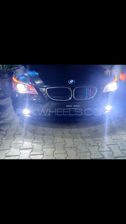 BMW 5 Series 2004 for Sale in Nowshera Image-1