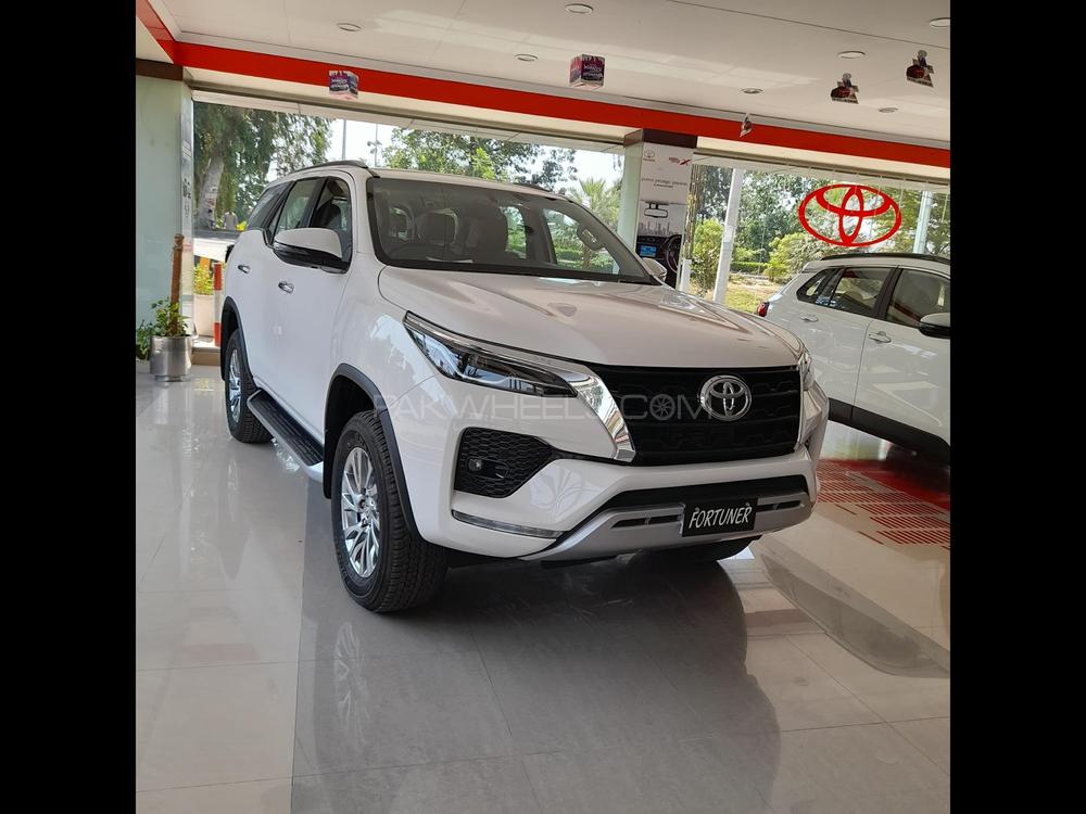 Toyota Fortuner 2021 for Sale in Faisalabad Image-1