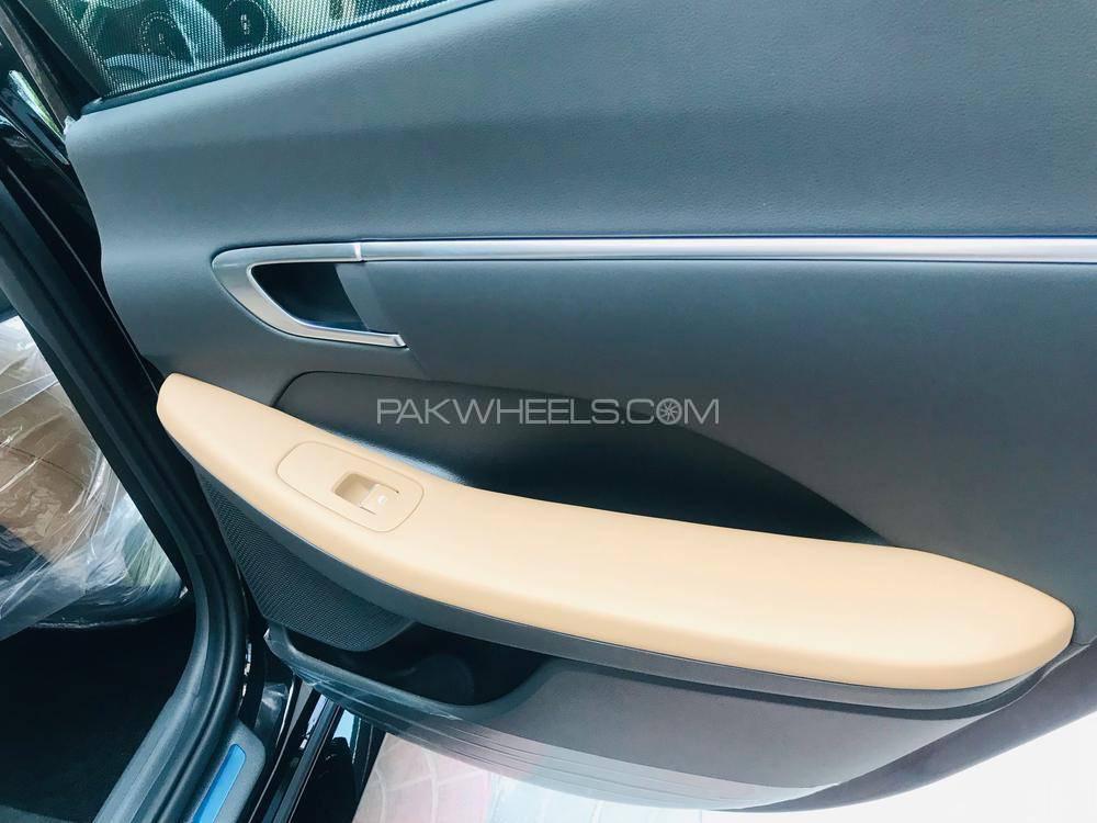 Hyundai Sonata 2021 for Sale in Karachi Hyundai Sonata 2021 for Sale in Karachi Image-3