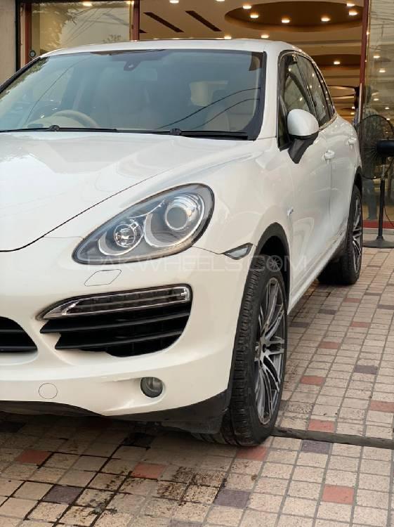 Porsche Cayenne 2012 for Sale in Lahore Image-1