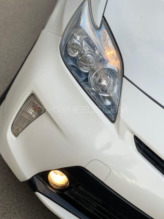 Toyota Prius 2013 for Sale in Karachi Toyota Prius 2013 for Sale in Karachi Image-7