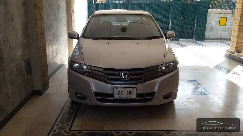 Honda City 2010 for Sale in Islamabad Image-1