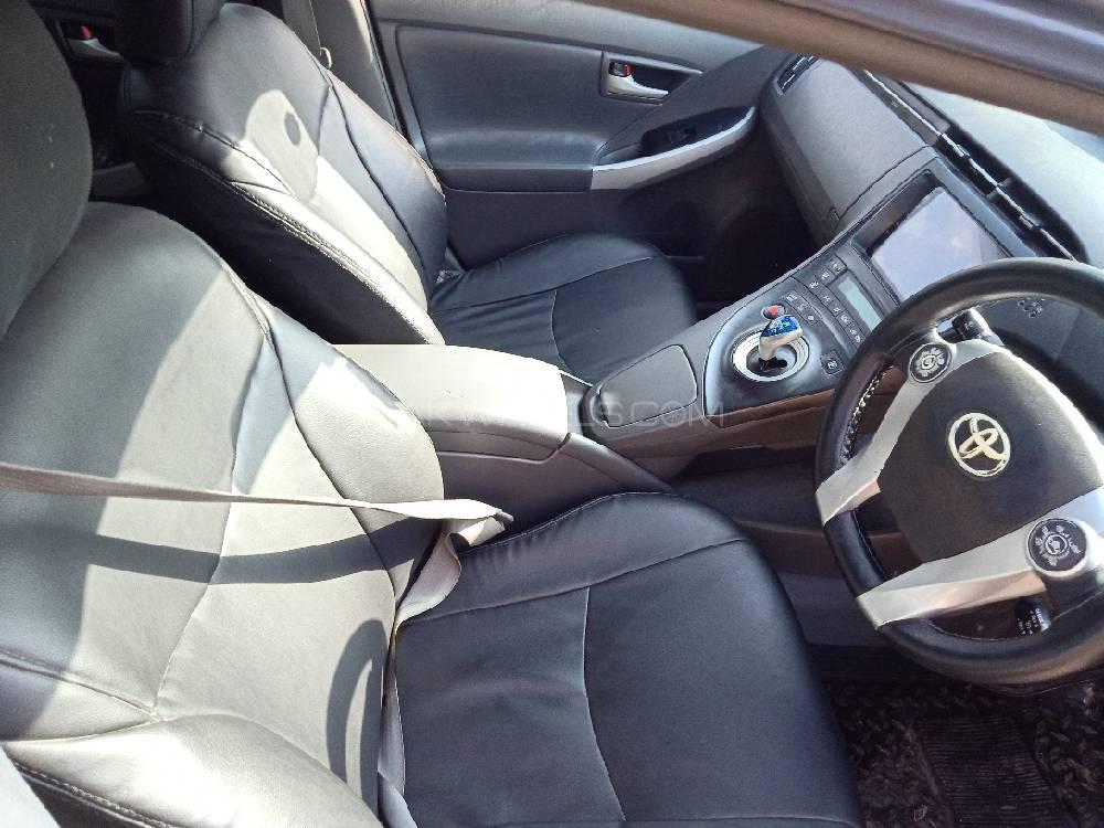 Toyota Prius Alpha 2011 for Sale in Islamabad Toyota Prius Alpha 2011 for Sale in Islamabad Image-8