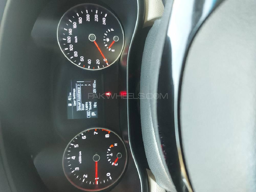 KIA Sportage 2019 for Sale in Sialkot KIA Sportage 2019 for Sale in Sialkot Image-10