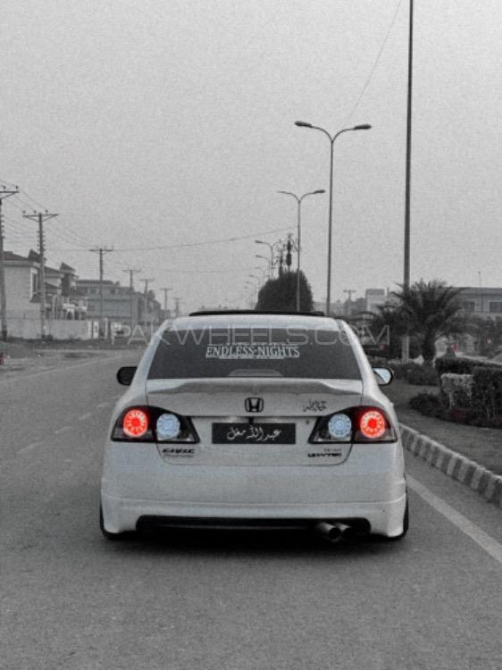 Honda Civic - 2010  Image-1