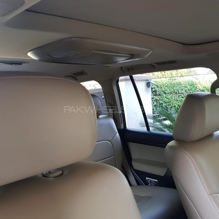 Toyota Land Cruiser 2010 for Sale in Faisalabad Toyota Land Cruiser 2010 for Sale in Faisalabad Image-23