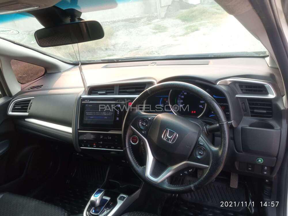 Honda Fit 2013 for Sale in Lahore Honda Fit 2013 for Sale in Lahore Image-11