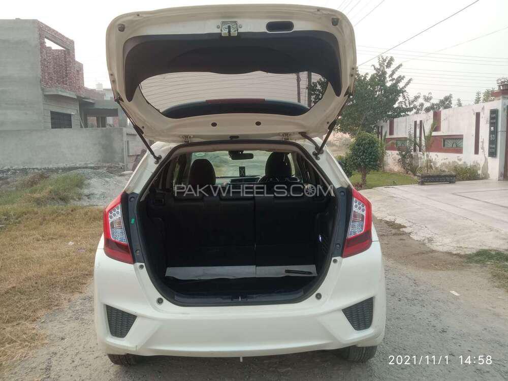 Honda Fit 2013 for Sale in Lahore Honda Fit 2013 for Sale in Lahore Image-7